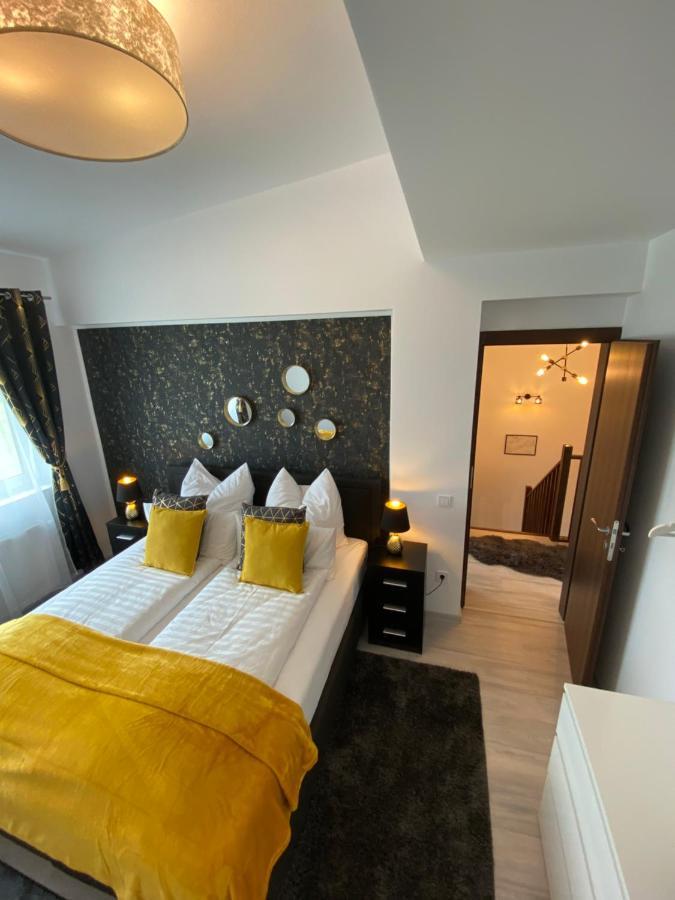 Holiday House Rasnov Ngoại thất bức ảnh